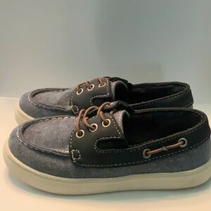 The Children's Place Gray and Black Moccasins